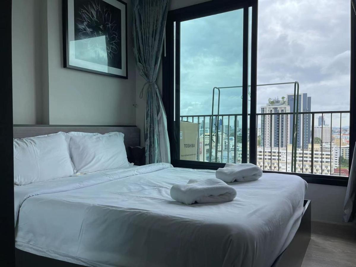 The Base Pattaya Aparthotel Εξωτερικό φωτογραφία